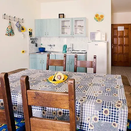 Bed & Breakfast Kellermotel Bor- Es Vadaszhaz *